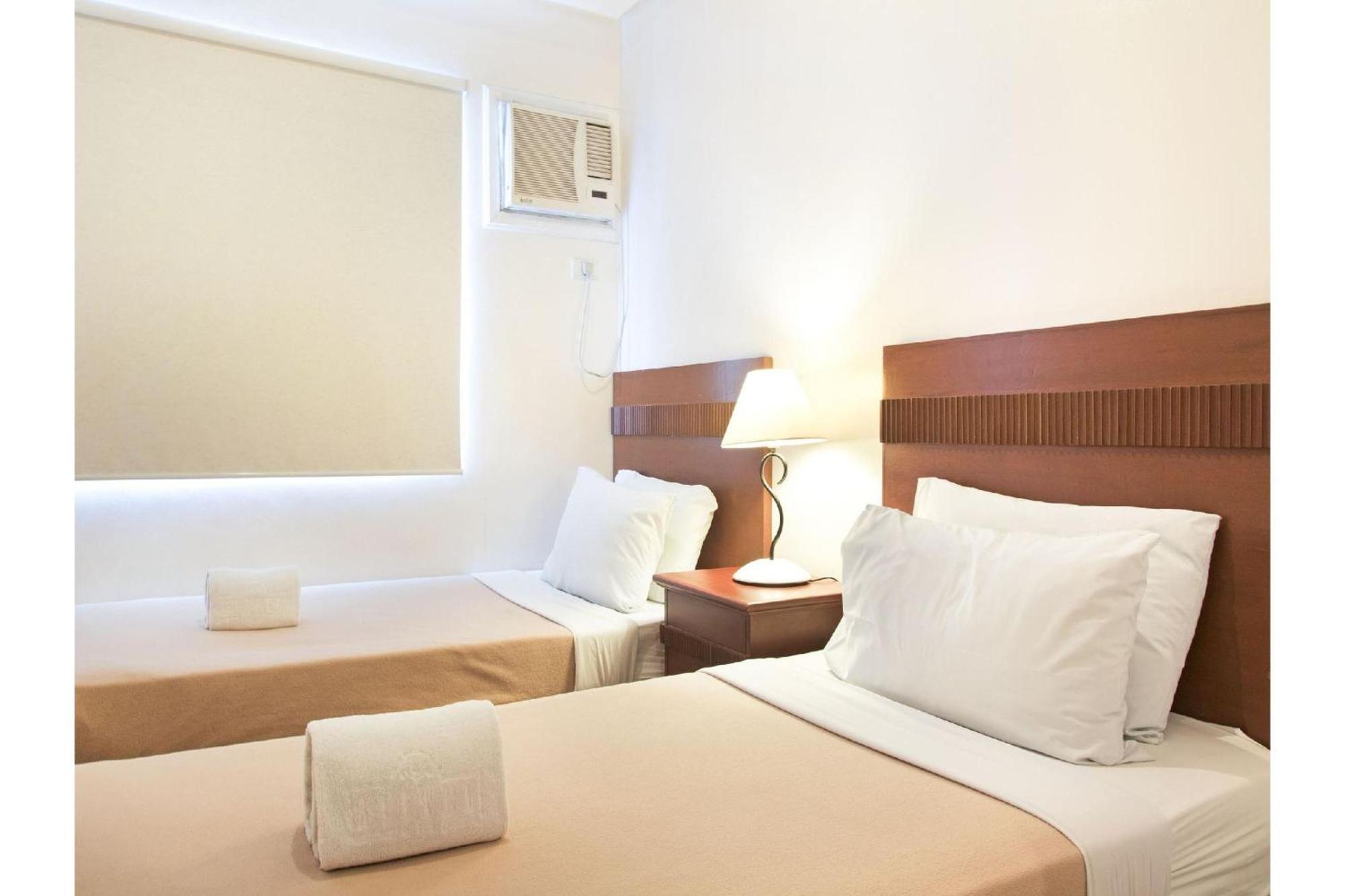 Townhouse Oak Avitel Hotel Near Osmena Highway, Pnr Pasay Station, Metro Manila 마카티 외부 사진