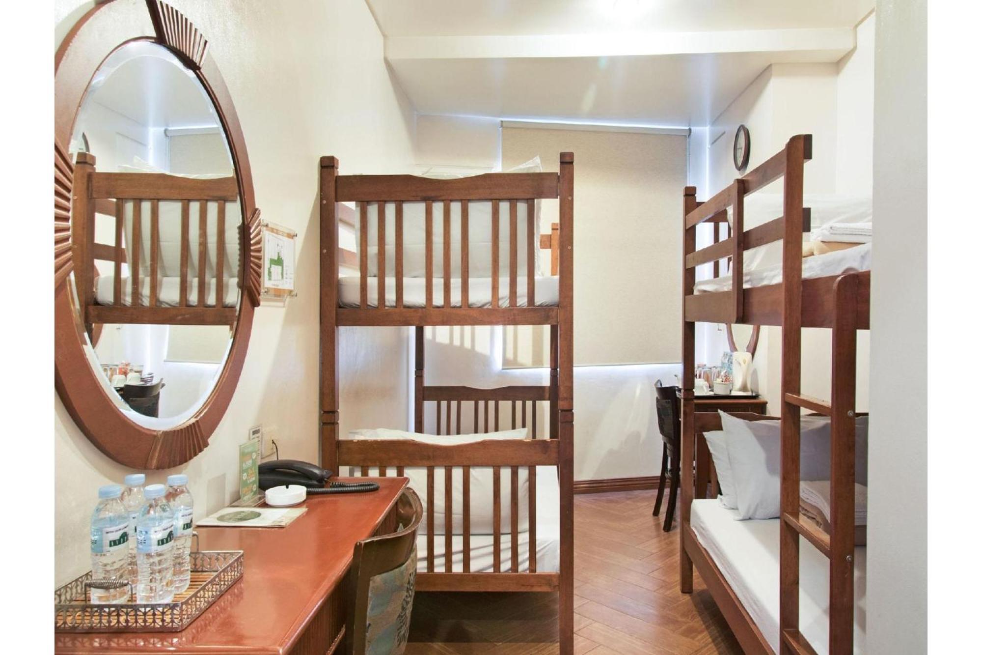 Townhouse Oak Avitel Hotel Near Osmena Highway, Pnr Pasay Station, Metro Manila 마카티 외부 사진