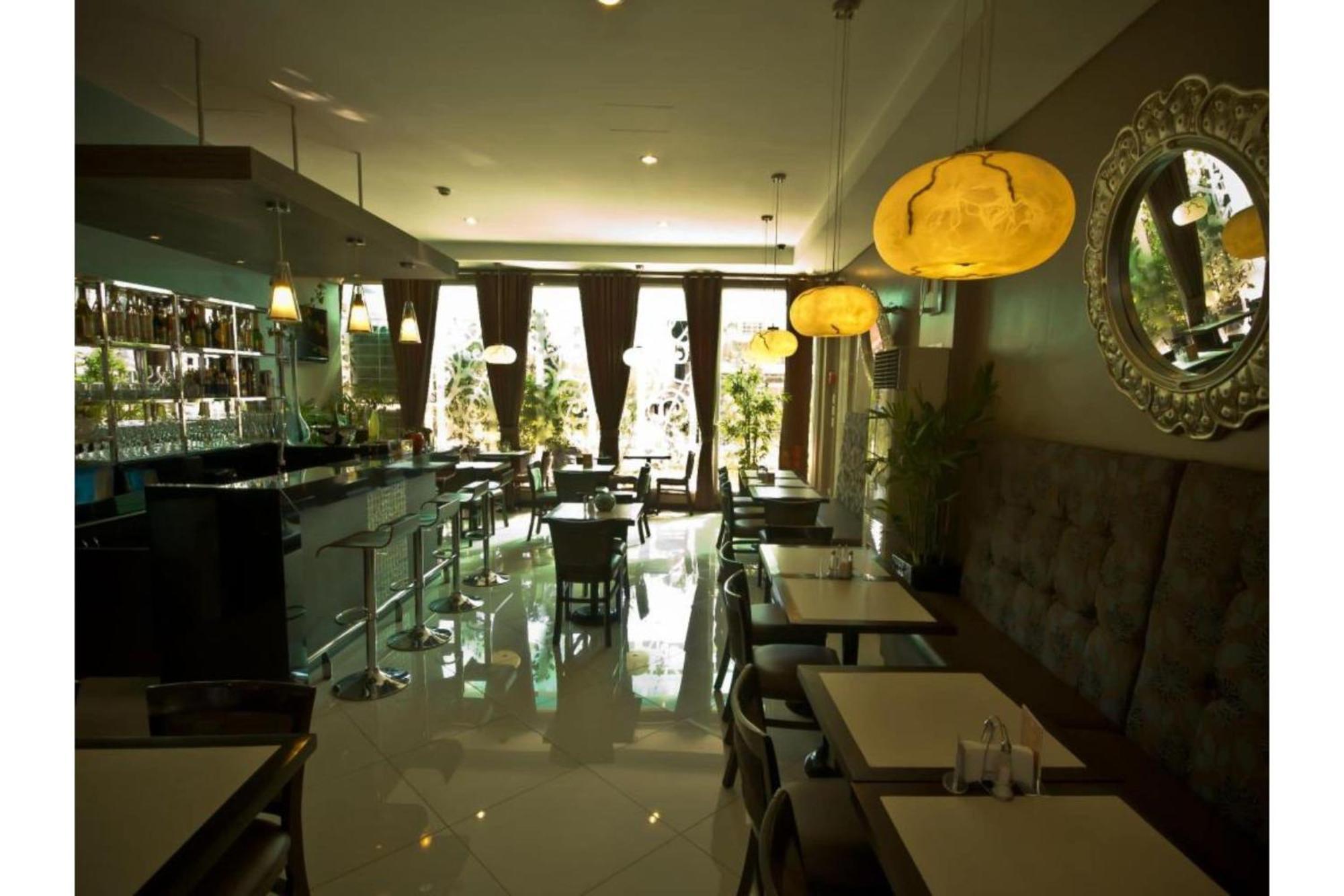 Townhouse Oak Avitel Hotel Near Osmena Highway, Pnr Pasay Station, Metro Manila 마카티 외부 사진